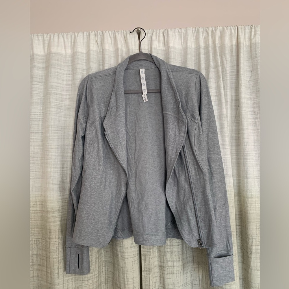 Lululemon 10 Gray Asymmetrical Zip Up Jacket